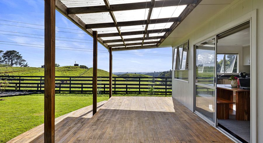  at 435 Barrett Road, Omata, New Plymouth, Taranaki