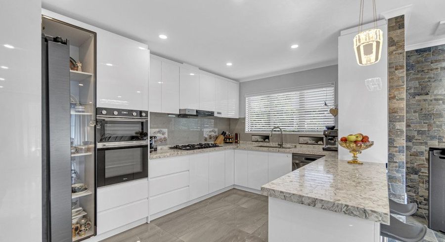  at 172 Avonhead Road, Avonhead, Christchurch City, Canterbury