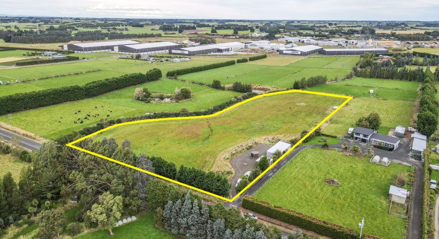  at 244 Fairweather Road, Mill Road, Invercargill