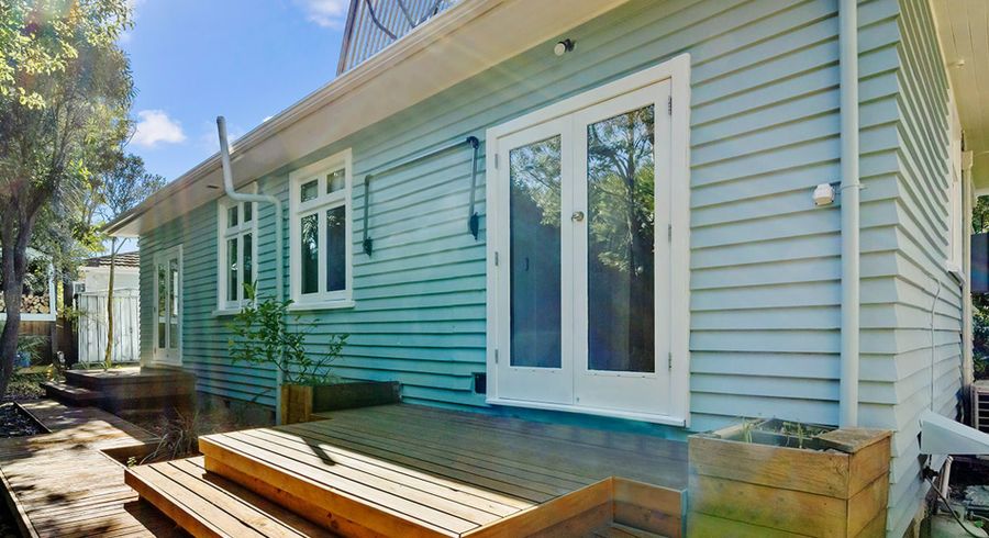  at 2/23 Fifield Terrace, Waltham, Christchurch