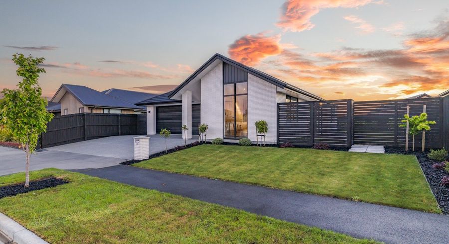  at 20 Selfe Crescent, Burwood, Christchurch City, Canterbury