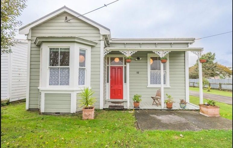  at 17 Kelvin Street, Aramoho, Whanganui, Manawatu / Whanganui