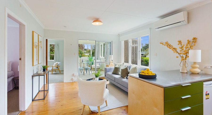  at 8 The Avenue, Otaki Beach, Kapiti Coast, Wellington