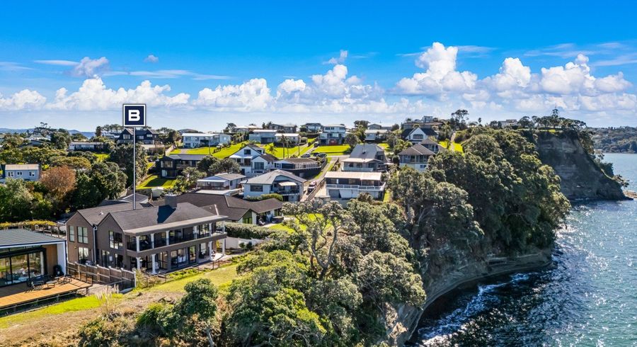  at 28 East Point, Manly, Whangaparaoa