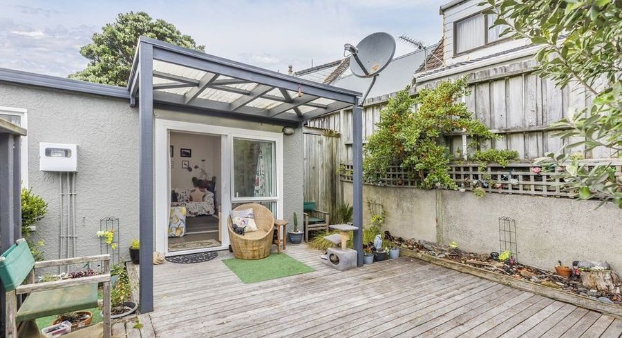  at 101a Apu Crescent, Lyall Bay, Wellington, Wellington