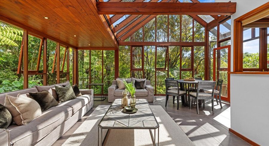  at 60 Peter Terrace, Castor Bay, Auckland