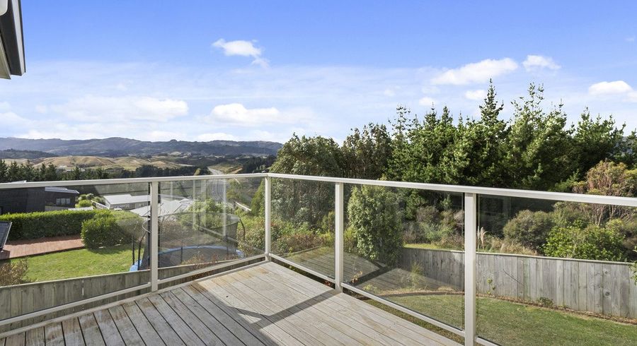  at 156 Endeavour Drive, Whitby, Porirua, Wellington