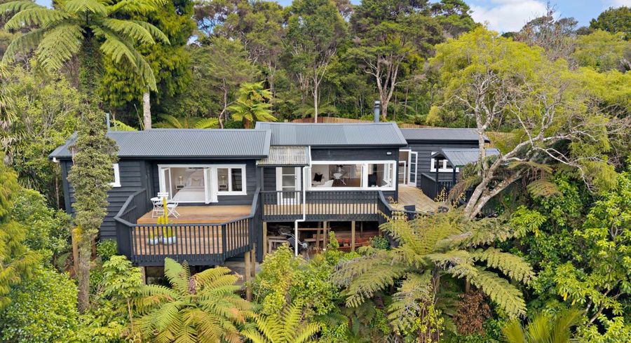  at 25 Turanga Road, Henderson Valley, Waitakere City, Auckland