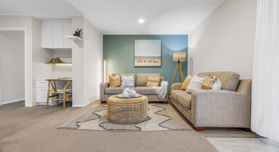  at 1/14 Chesley Place, Half Moon Bay, Manukau City, Auckland