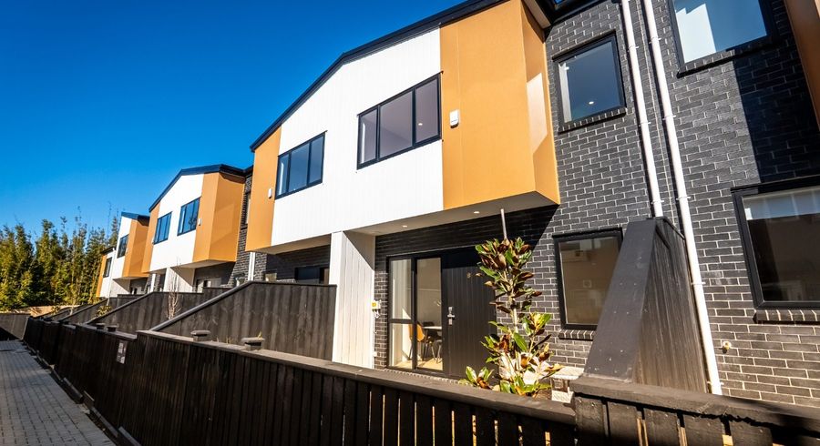  at 9/20 Seabrook Avenue, New Lynn, Auckland
