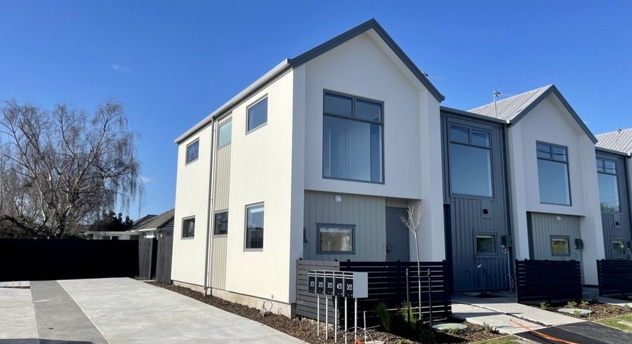  at 2/33 Hercules Street, Shirley, Christchurch City, Canterbury