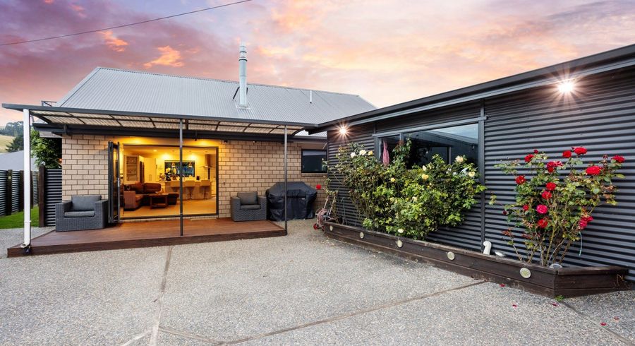  at 297C Gladstone Road North, Mosgiel, Dunedin, Otago