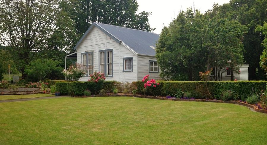  at 8 Kaukatea Valley Road, Okoia, Whanganui
