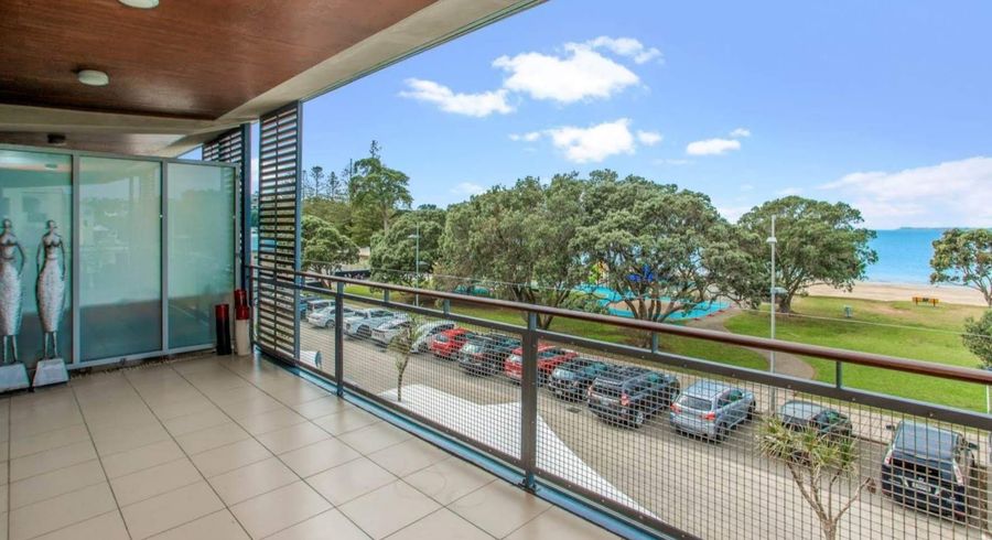  at Beach Front Lane, Browns Bay, North Shore City, Auckland