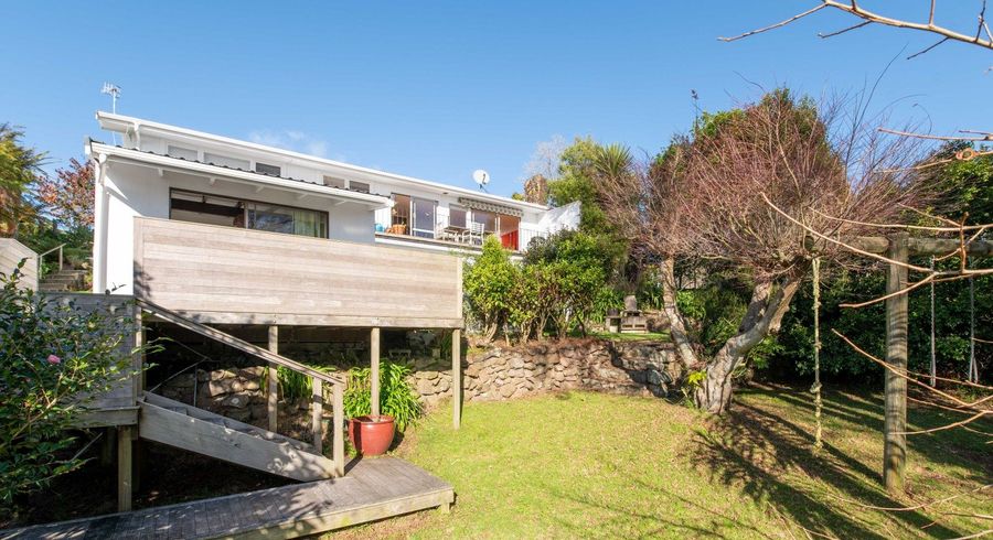 at 5 Naera Place, Kawaha Point, Rotorua