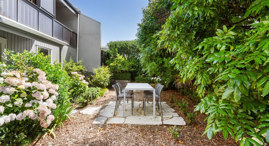  at 2/38 Challenger Street, Saint Heliers, Auckland City, Auckland