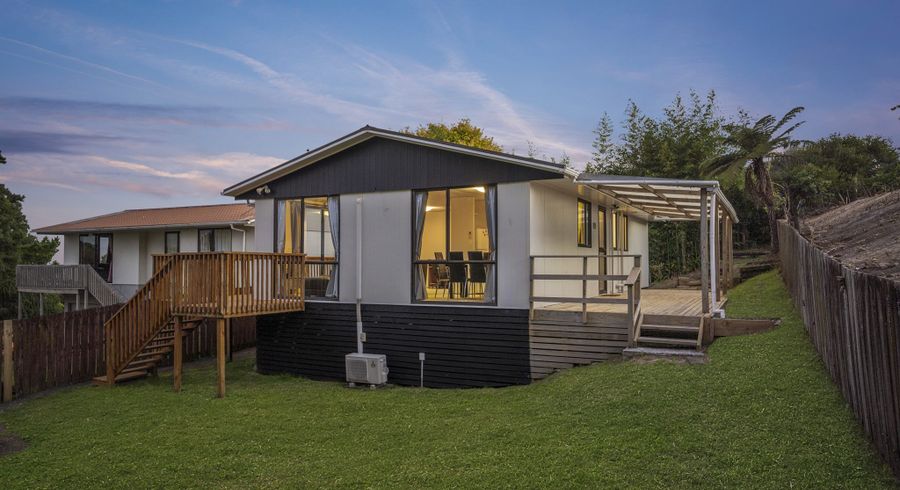  at 2/231 Don Buck Road, Massey, Auckland