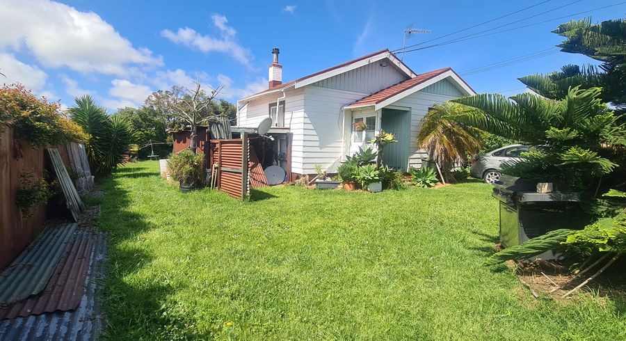  at 61 Fairburn Road, Otahuhu, Auckland