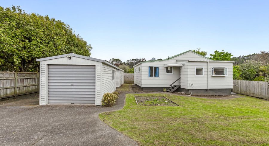  at 11B Knox Road, Swanson, Waitakere City, Auckland