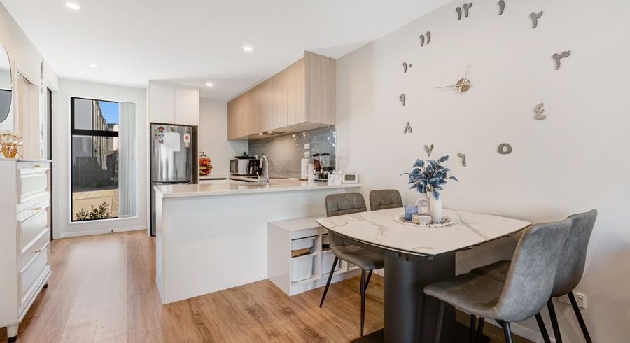  at 18 Hinonga Loop, Millwater, Rodney, Auckland