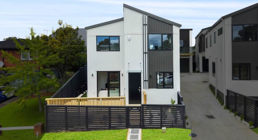  at Lots 1-5/13 Meadway, Sunnyhills, Manukau City, Auckland