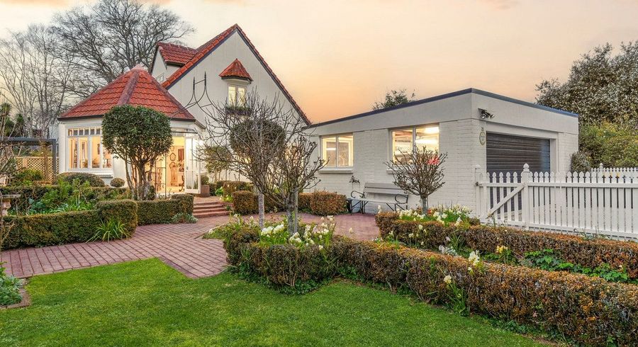  at 25 Hall Street, Cambridge, Waipa, Waikato