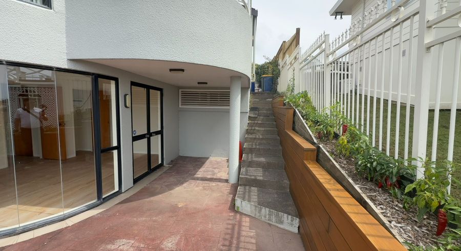  at 16 Calypso Place, Rothesay Bay, Auckland, Rothesay Bay, North Shore City, Auckland