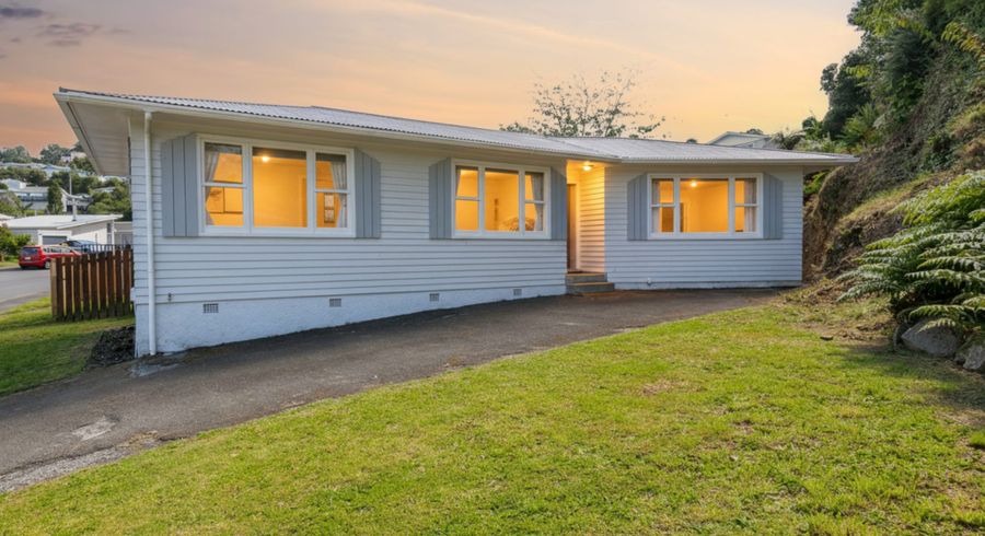  at 28 Batchelor Street, Newlands, Wellington, Wellington