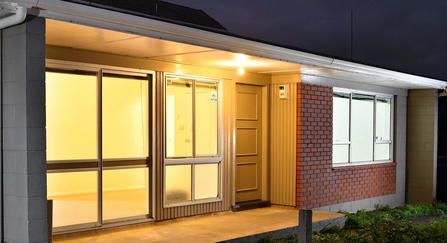  at 2/42 Arundel Street, Mount Roskill, Auckland City, Auckland