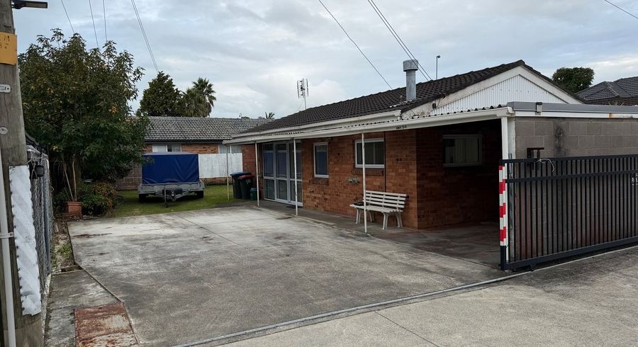  at 1/6 Alana Place, Mount Wellington, Auckland City, Auckland