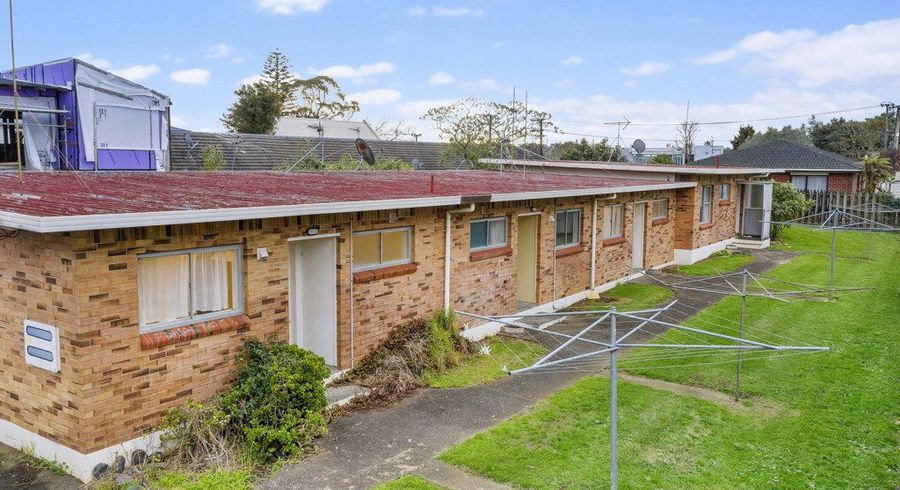  at 12A De Luen Avenue, Tindalls Beach, Whangaparāoa