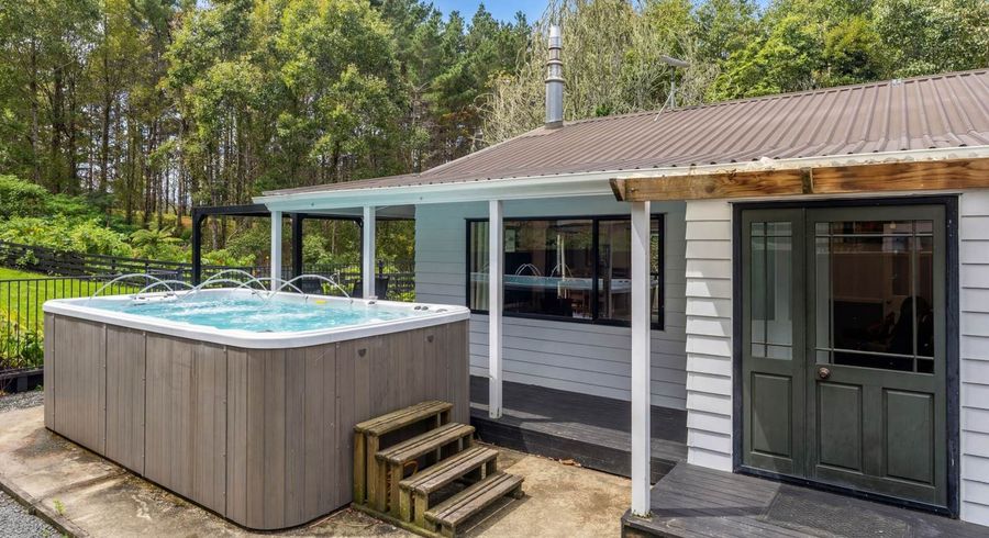  at 2 Cowan Bay Road, Warkworth, Rodney, Auckland