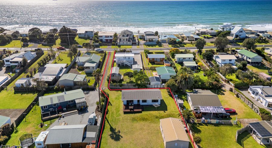 at 252 Pukehina Parade, Pukehina, Western Bay Of Plenty, Bay Of Plenty