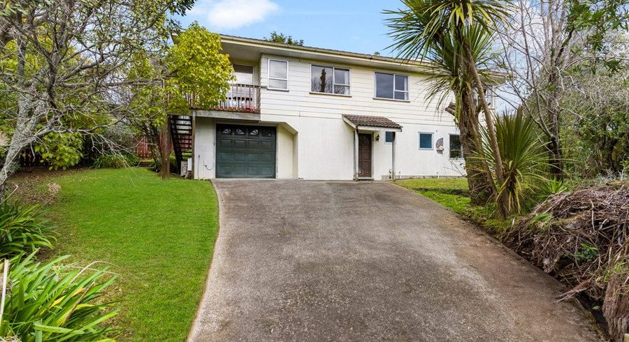  at 36 Meadowood Drive, Unsworth Heights, Auckland