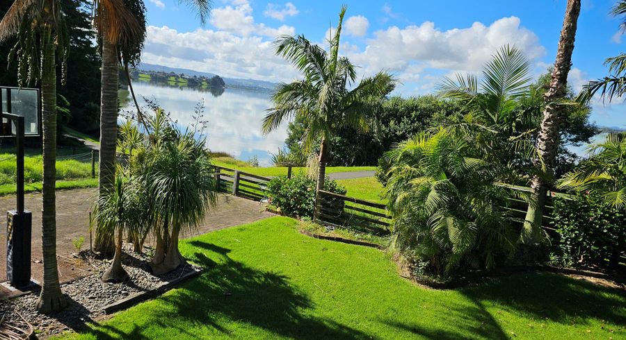  at 18a Carnoustie Drive, Wattle Downs, Manukau City, Auckland