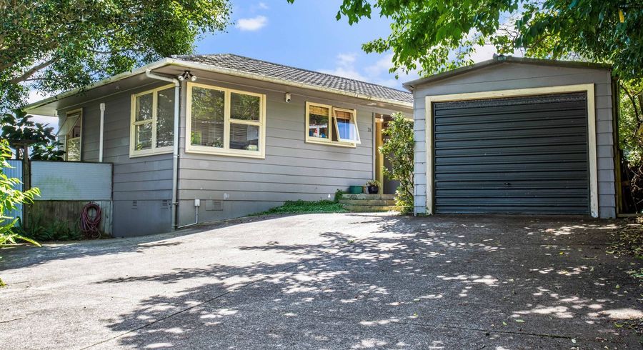  at 24 Batkin Road, New Windsor, Auckland