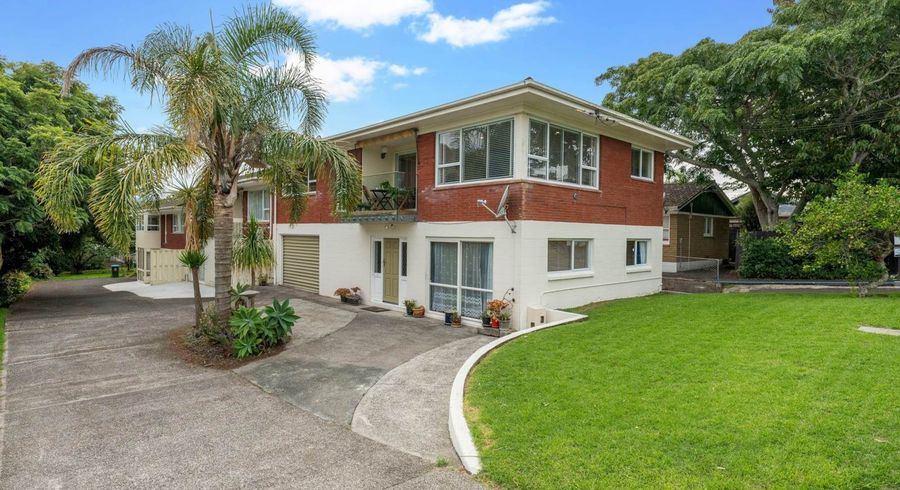  at 1/105 Landscape Road, Mount Eden, Auckland