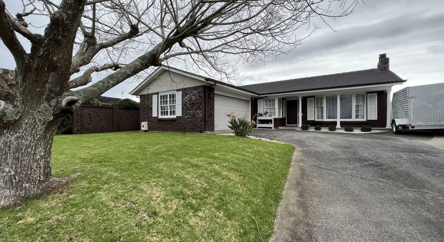  at 37 Fratley Ave, Farm Cove, Manukau City, Auckland