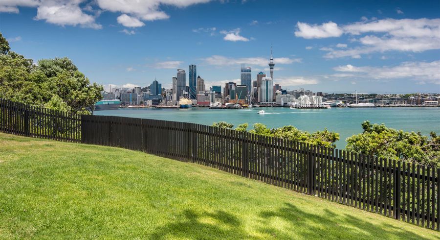  at 89 Stanley Point Road, Stanley Point, Auckland
