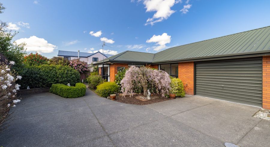  at 2/6 Goodall Place, Redwood, Christchurch