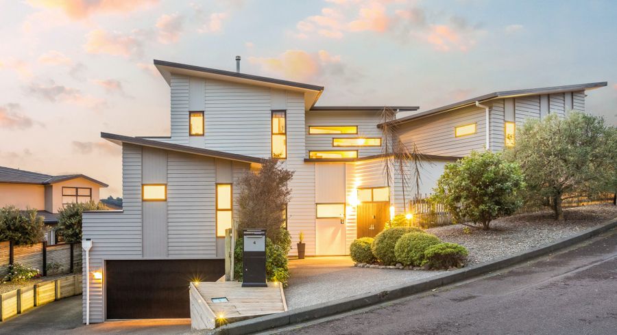  at 4 Helm Place, Whitby, Porirua