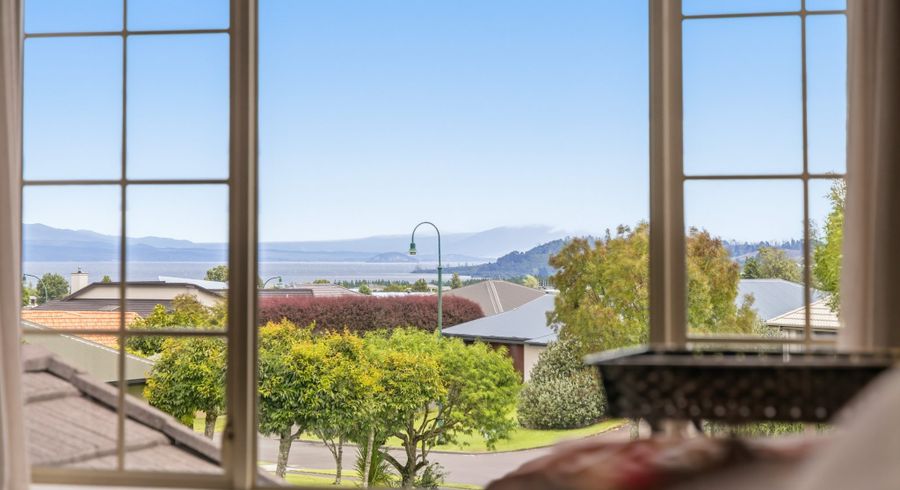  at 11 Carpentras Way, Nukuhau, Taupo, Waikato