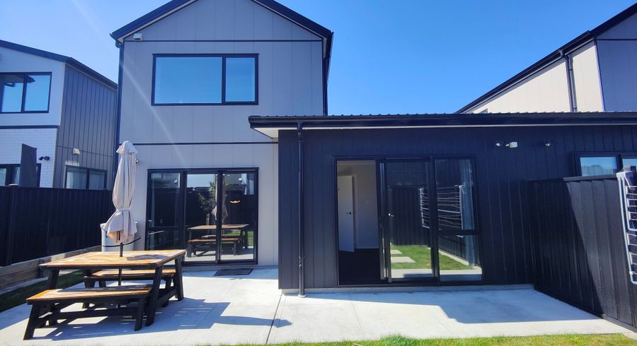  at 3 Balmerino Lane, Wallaceville, Upper Hutt