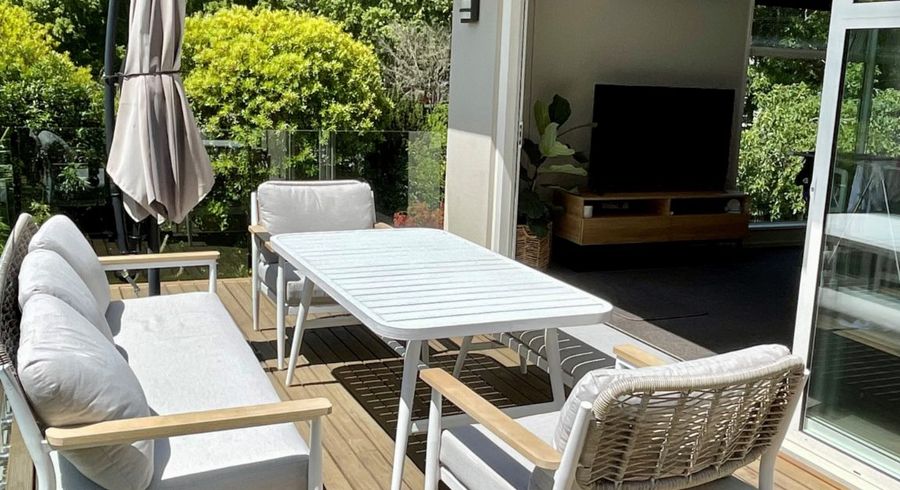  at 92 Bowenvale Ave, Cashmere, Christchurch City, Canterbury