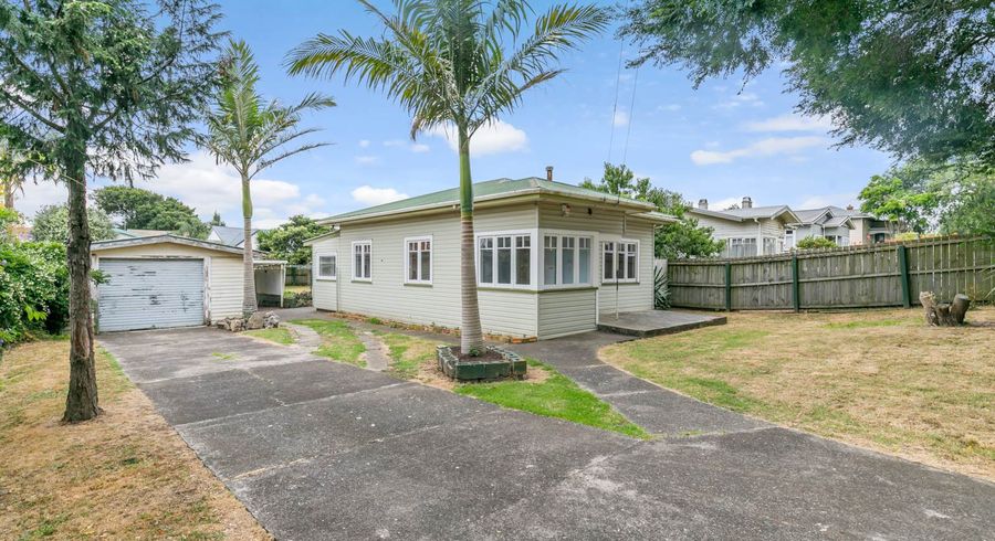  at 28 Lippiatt Road, Otahuhu, Auckland