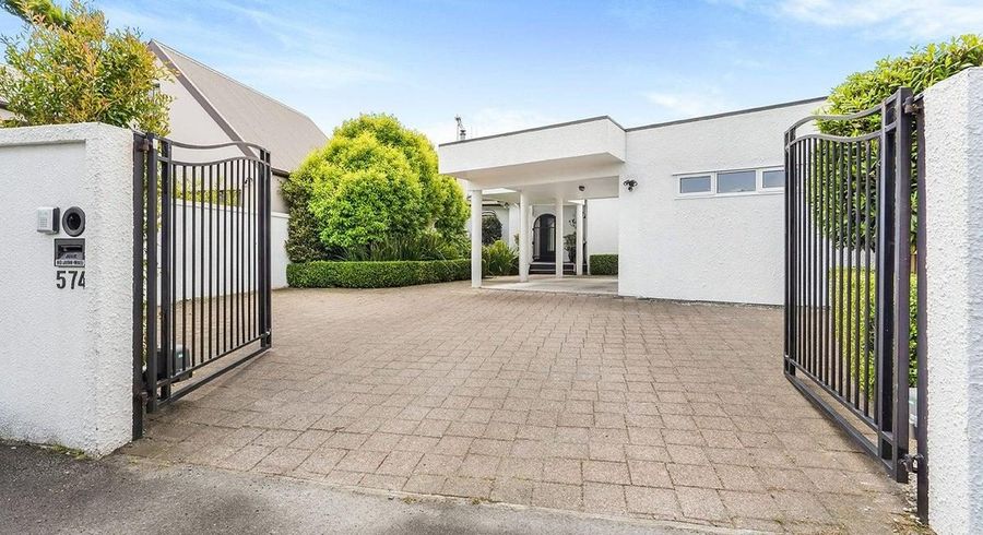  at 574 River Road, Fairfield, Hamilton, Waikato