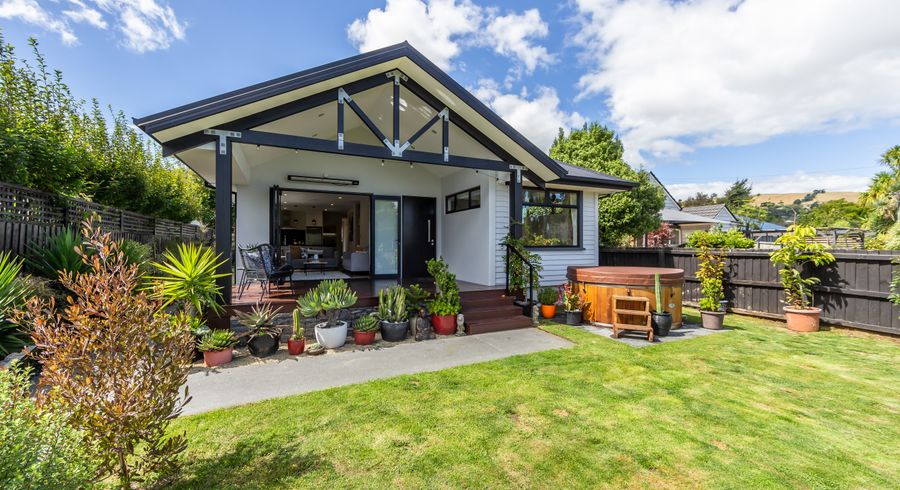  at 205 Fifield Terrace, Opawa, Christchurch