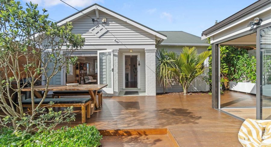  at 23 Archibald Road, Kelston, Waitakere City, Auckland