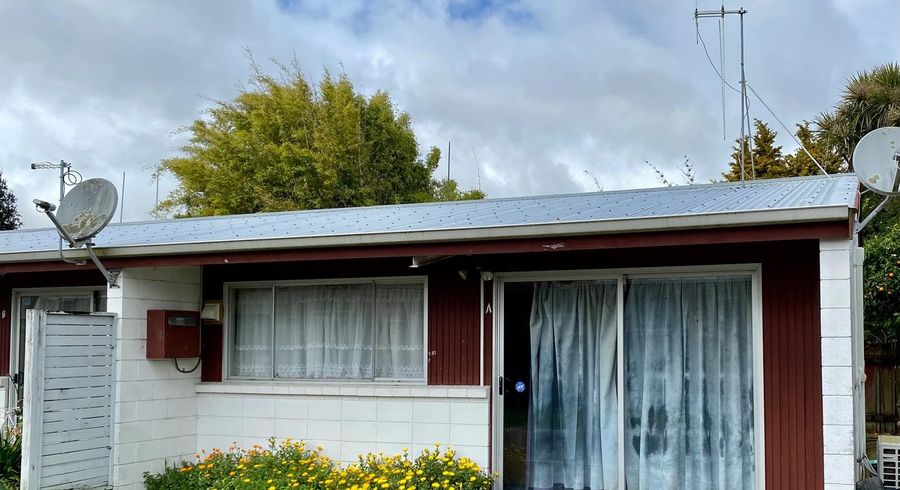  at 8a June Place, Hamilton East, Hamilton, Waikato