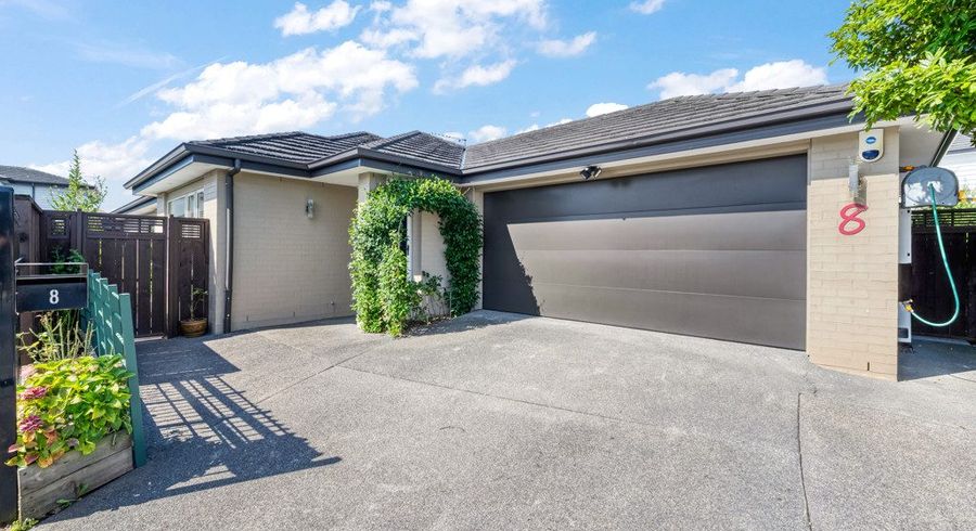  at 8 Reno Way, Flat Bush, Manukau City, Auckland